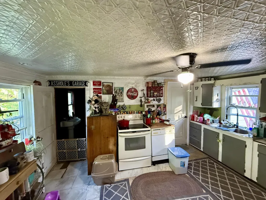 11 Orchard Street Dexter ME 04930