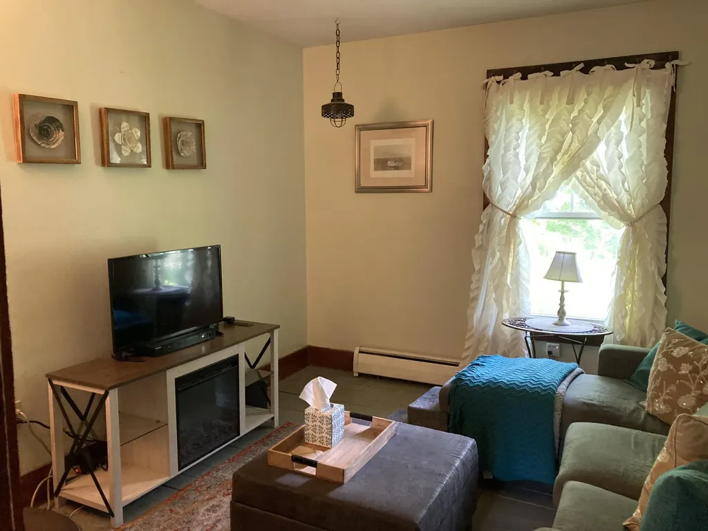 29 Prescott Street Rockland ME 04841