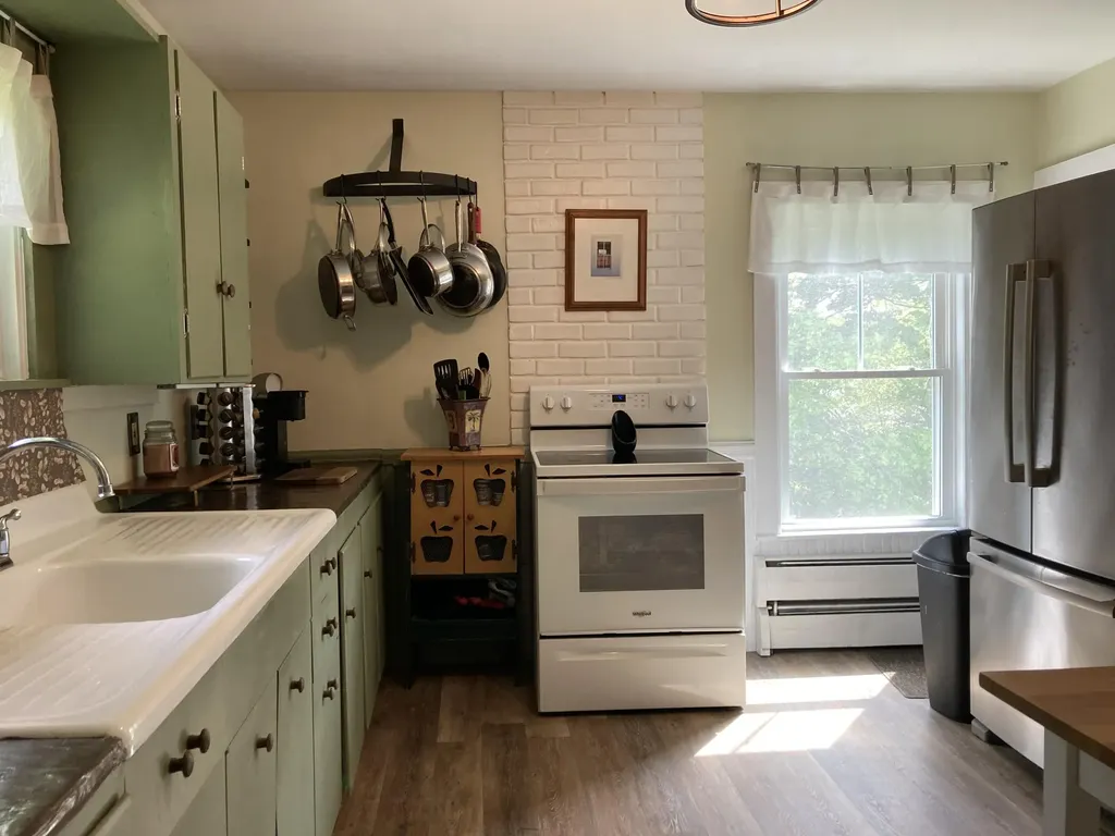 29 Prescott Street Rockland ME 04841
