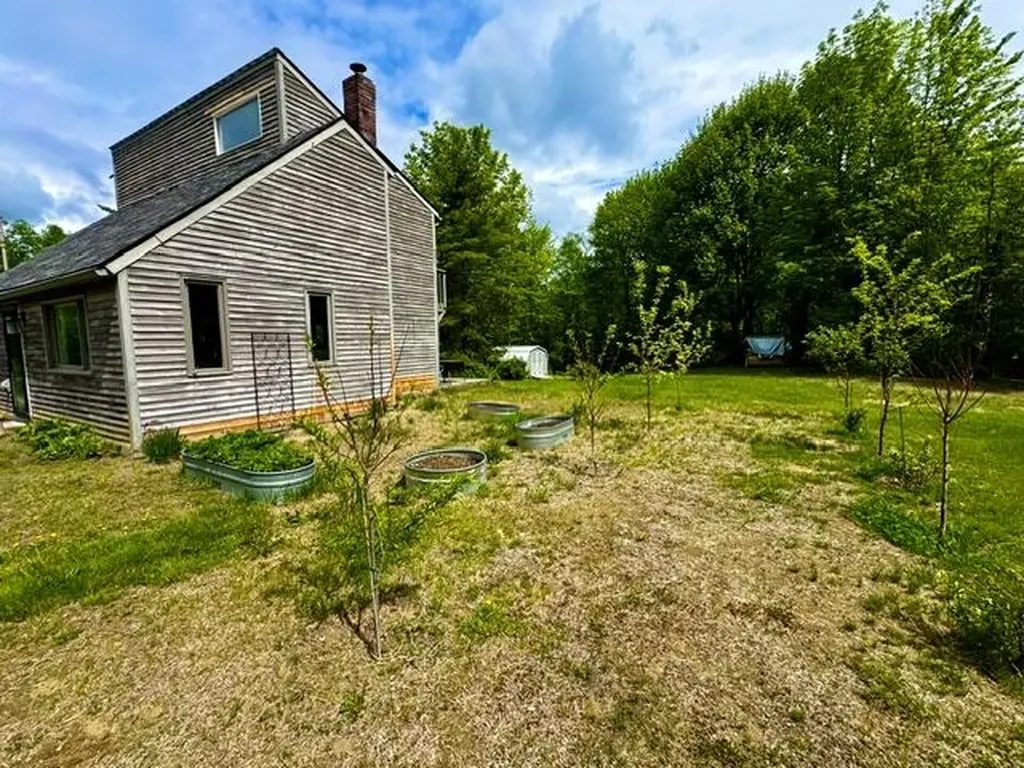 22 Union Street Skowhegan ME 04976