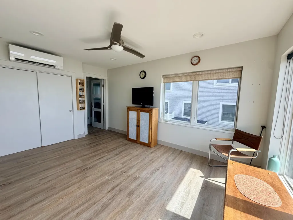 506 Drakes Island Road Wells ME 04090