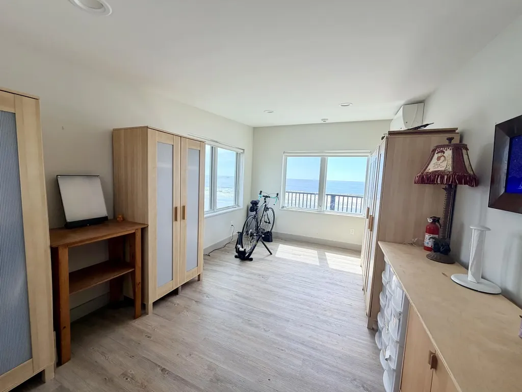 506 Drakes Island Road Wells ME 04090