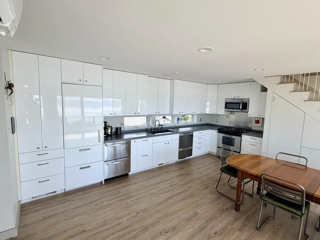 506 Drakes Island Road Wells ME 04090