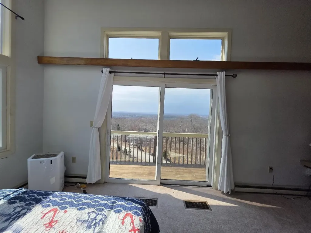 40 Skyline Drive Holden ME 04429