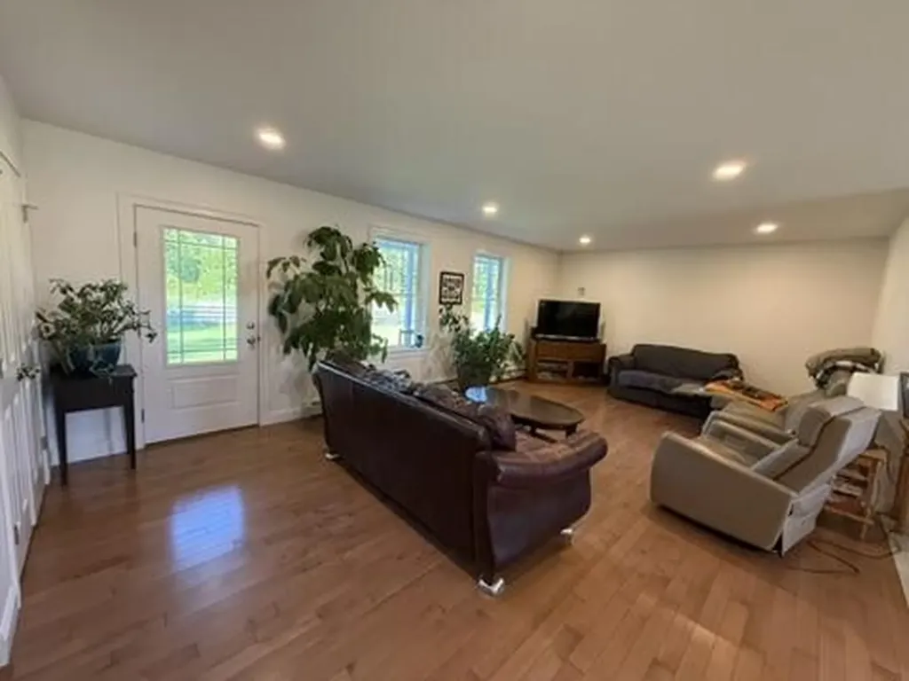 951 Limerick Road Arundel ME 04046