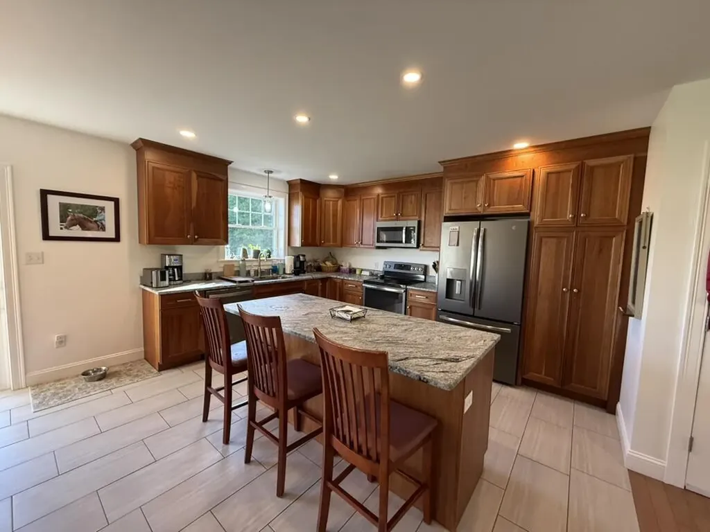 951 Limerick Road Arundel ME 04046