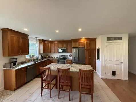 951 Limerick Road Arundel ME 04046