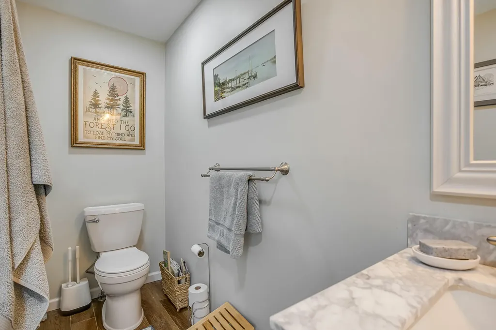 43 Pleasant Street North Berwick ME 03906