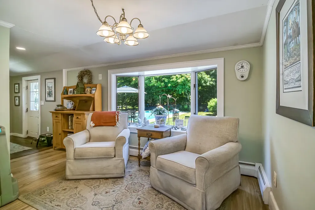 43 Pleasant Street North Berwick ME 03906