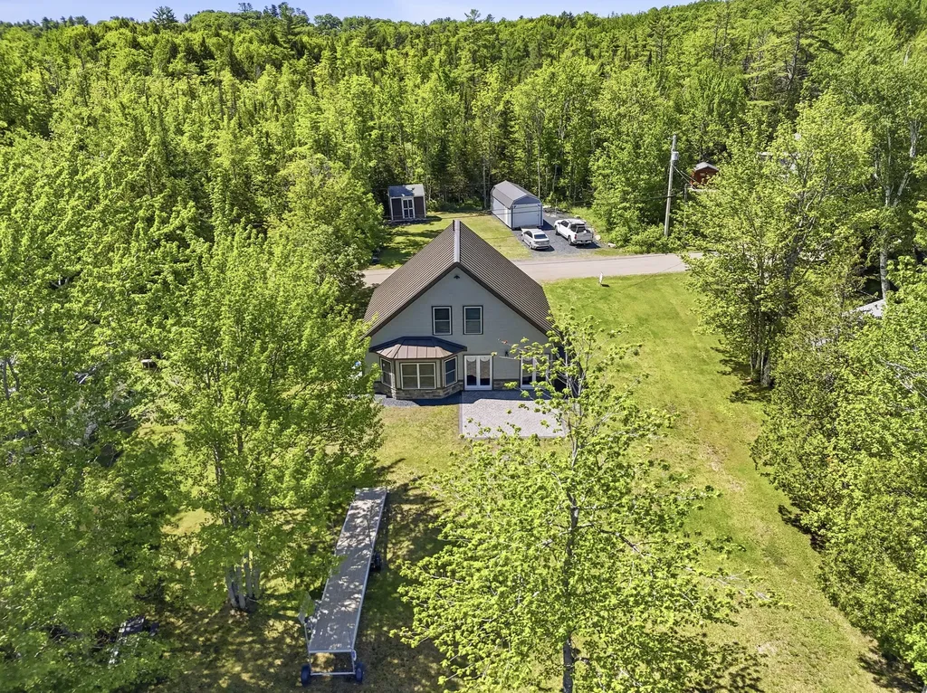 102 Pinkhams Cove Road Belgrade ME 04917