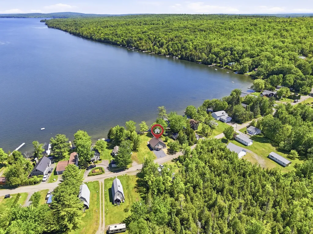 102 Pinkhams Cove Road Belgrade ME 04917