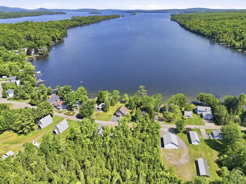 102 Pinkhams Cove Road Belgrade ME 04917