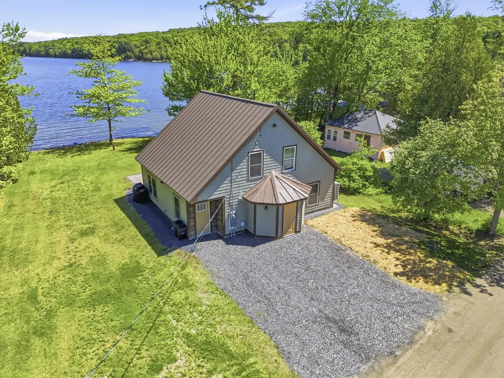 102 Pinkhams Cove Road Belgrade ME 04917