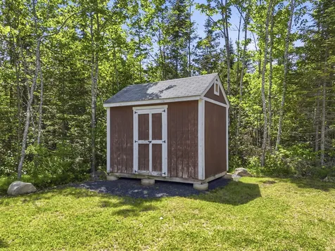 102 Pinkhams Cove Road Belgrade ME 04917