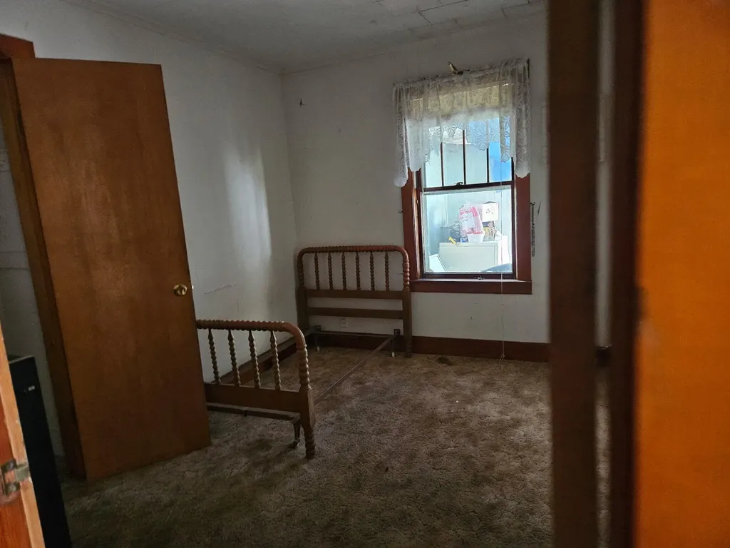 176 Bowdoin Street Millinocket ME 04462