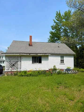 176 Bowdoin Street Millinocket ME 04462