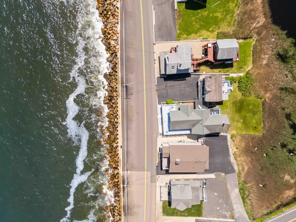 403 Webhannet Drive Wells ME 04090