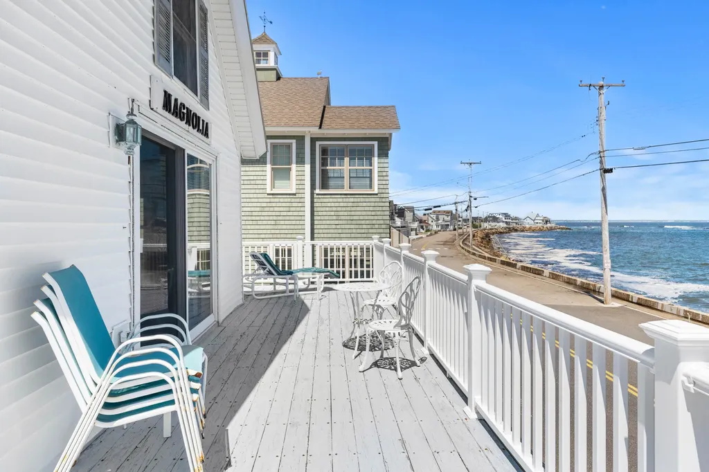 403 Webhannet Drive Wells ME 04090