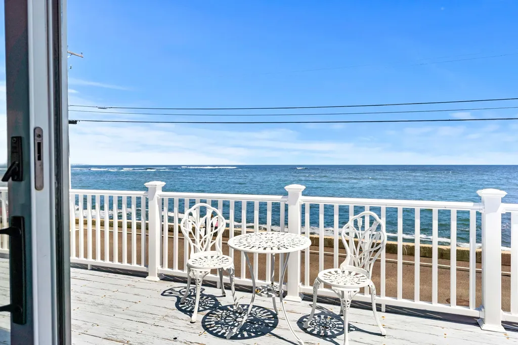 403 Webhannet Drive Wells ME 04090