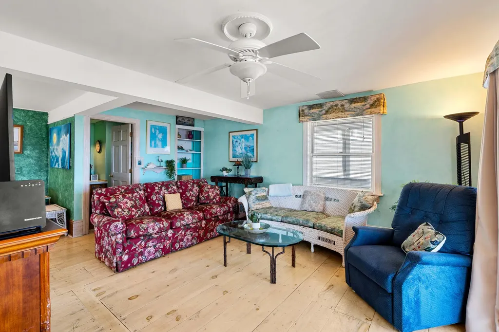403 Webhannet Drive Wells ME 04090