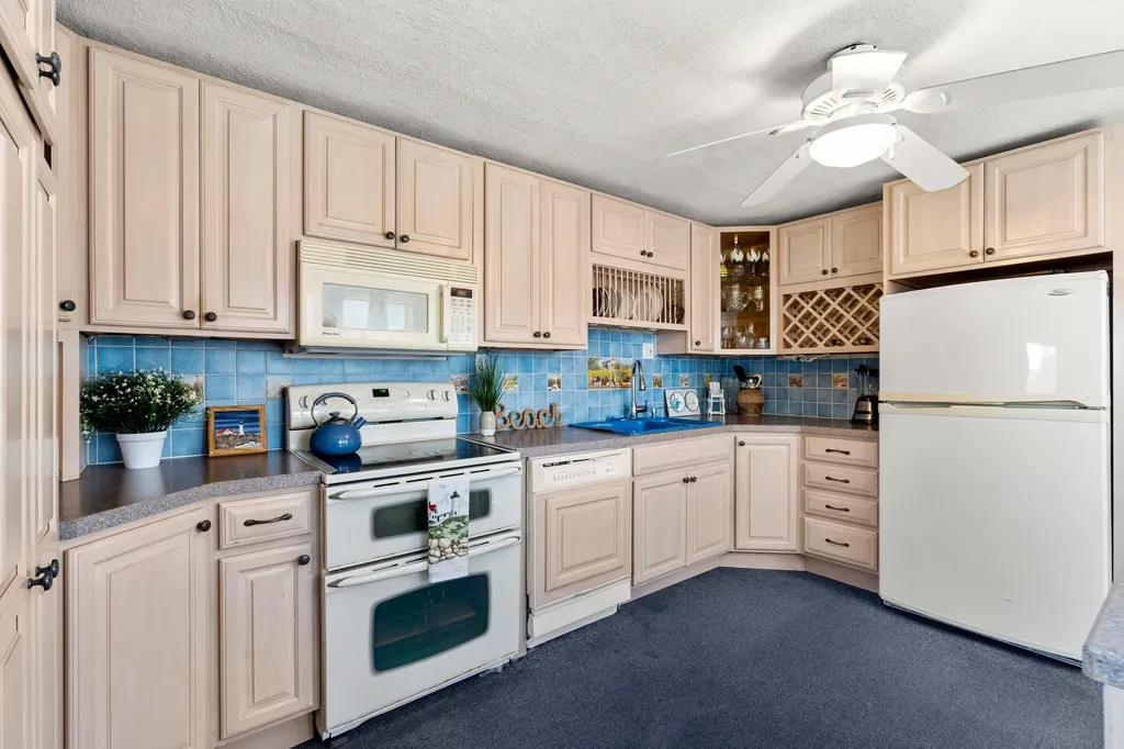 403 Webhannet Drive Wells ME 04090