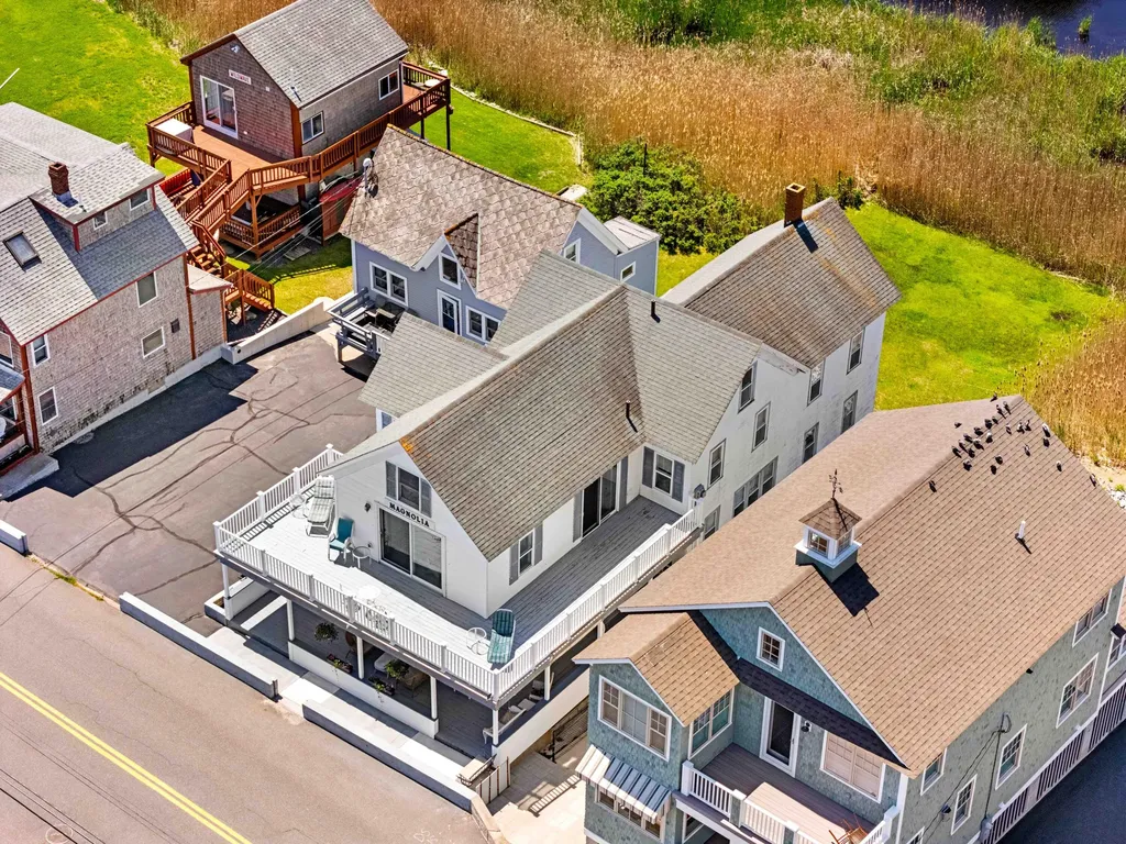 403 Webhannet Drive Wells ME 04090
