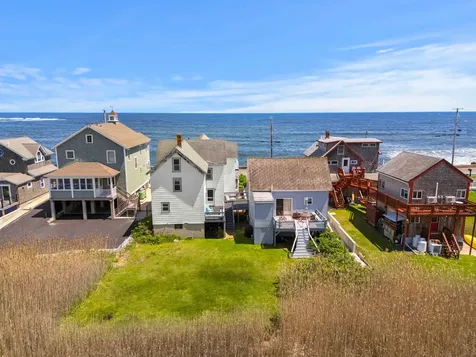 403 Webhannet Drive Wells ME 04090