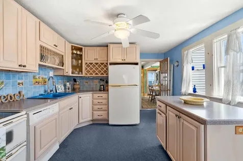 403 Webhannet Drive Wells ME 04090