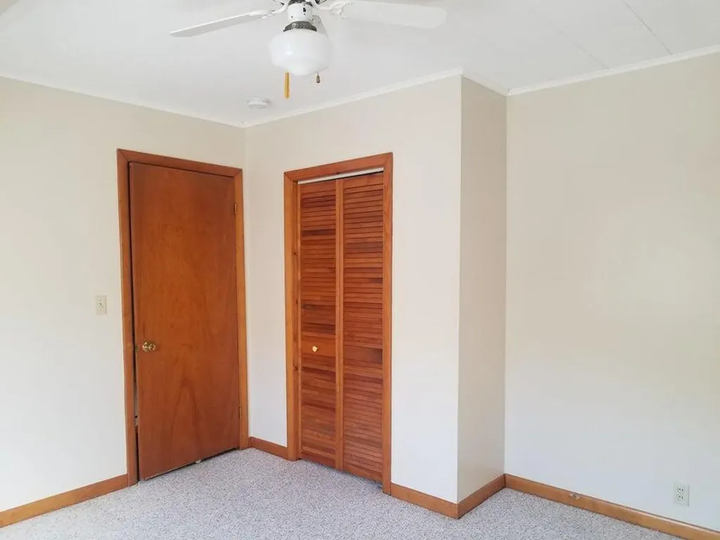 21 Bond Street Augusta ME 04330