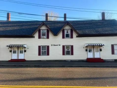21 Bond Street Augusta ME 04330