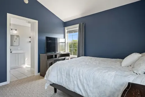 4 Maefield Lane Hudson ME 04449