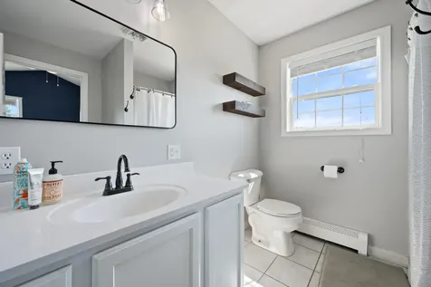 4 Maefield Lane Hudson ME 04449