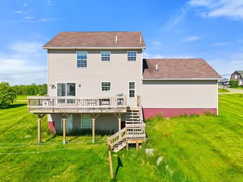 4 Maefield Lane Hudson ME 04449
