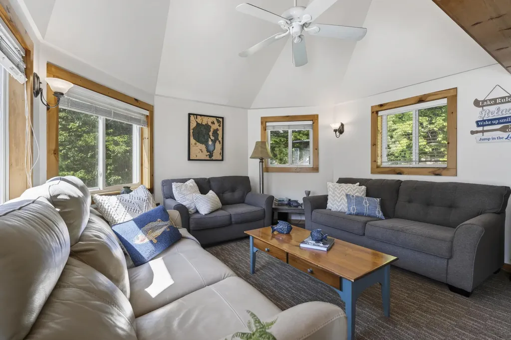 68 Beach Road Naples ME 04055