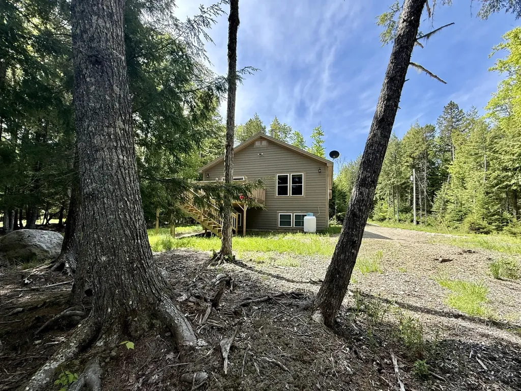 15 Crowe Lane Princeton ME 04668