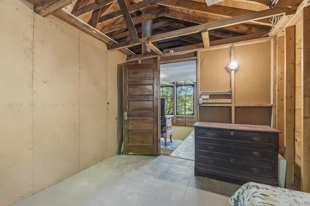 29 Thomas Road Greene ME 04236
