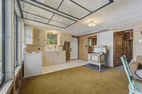 29 Thomas Road Greene ME 04236
