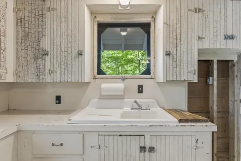 29 Thomas Road Greene ME 04236
