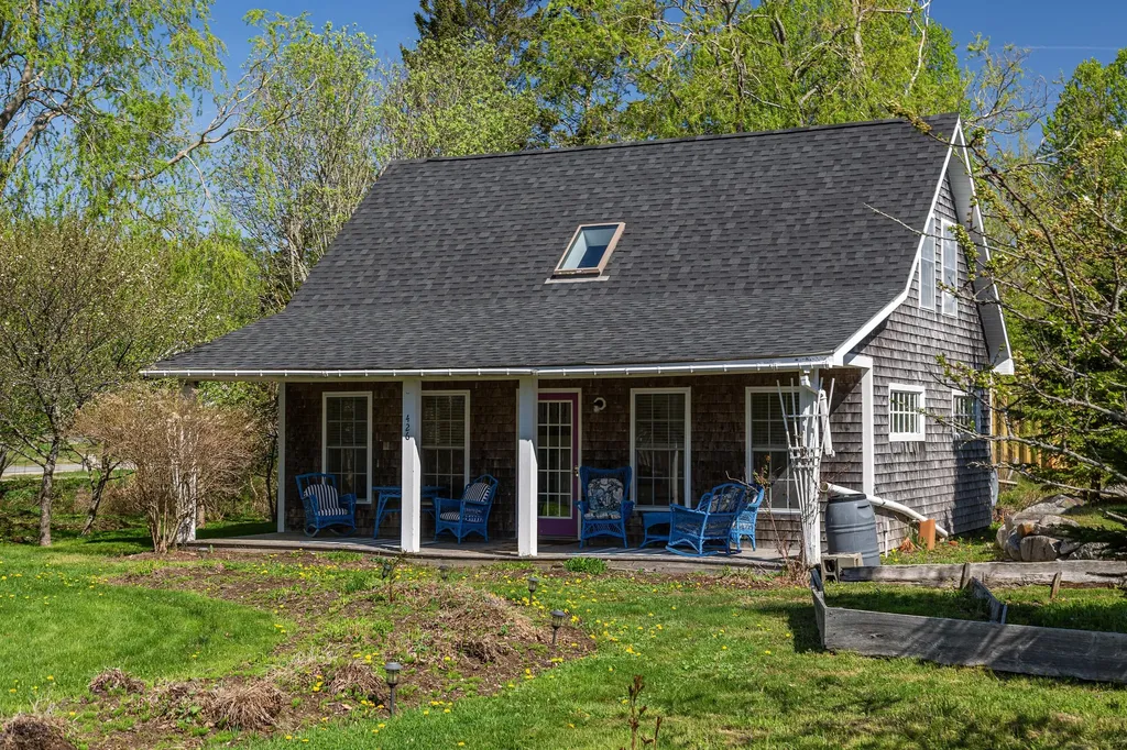 430 Main Street Winter Harbor ME 04693
