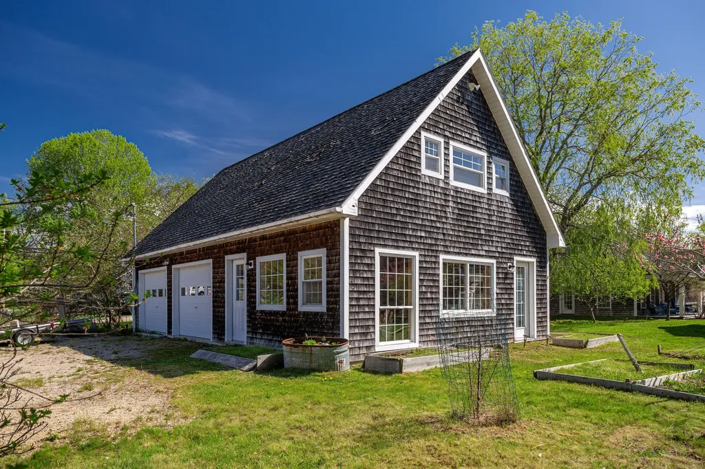430 Main Street Winter Harbor ME 04693