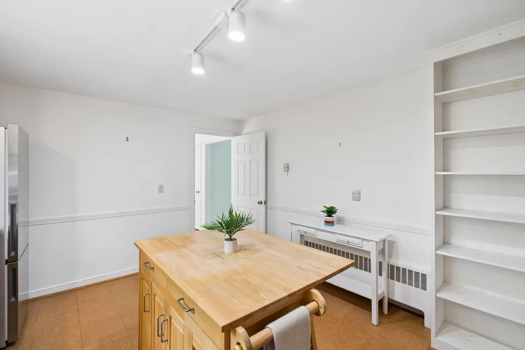 30 Macmillan Drive Brunswick ME 04011