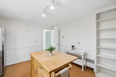 30 Macmillan Drive Brunswick ME 04011