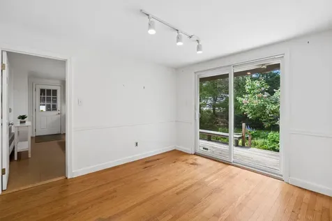30 Macmillan Drive Brunswick ME 04011