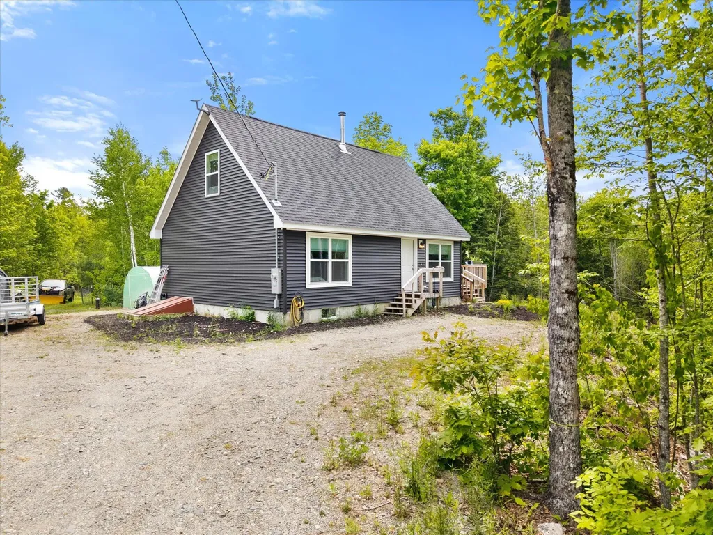 89 Wickett Farm Road Bucksport ME 04416
