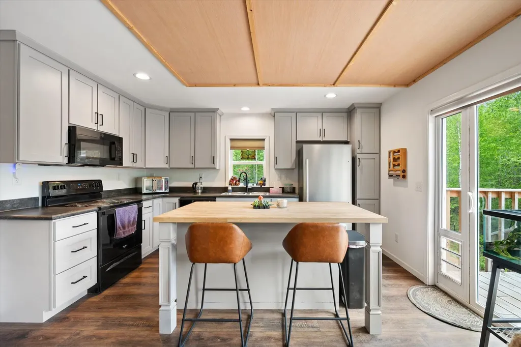 89 Wickett Farm Road Bucksport ME 04416