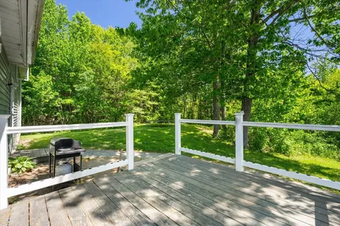 11 Treadwell Acres Hermon ME 04401