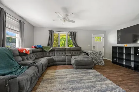 11 Treadwell Acres Hermon ME 04401