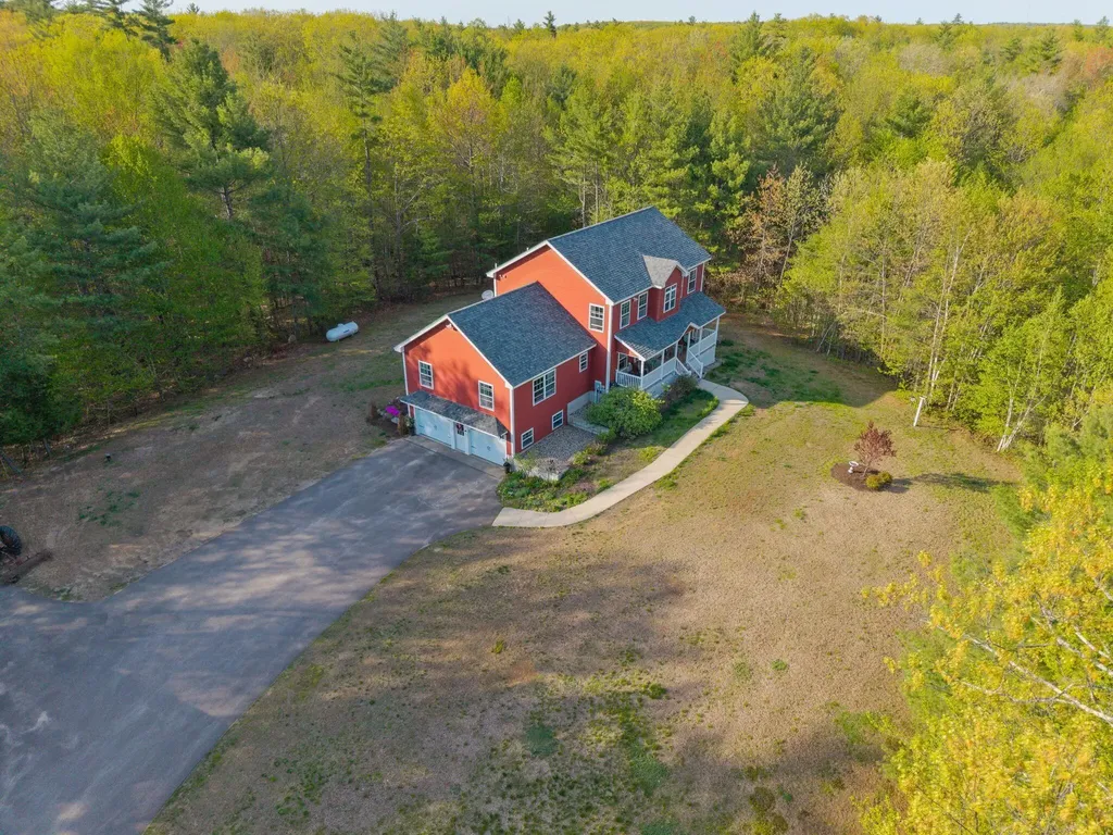 104 Roux Road Extension Alfred ME 04002