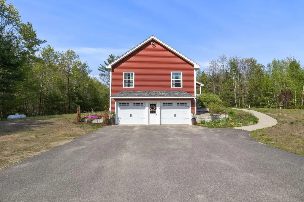 104 Roux Road Extension Alfred ME 04002