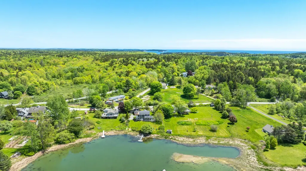 720 Wallston Road Saint George ME 04860